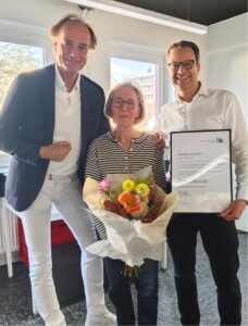 50-jähriges Mitarbeiter Jubiläum Zahntechnikerin Gaby Lachmann Prothetik